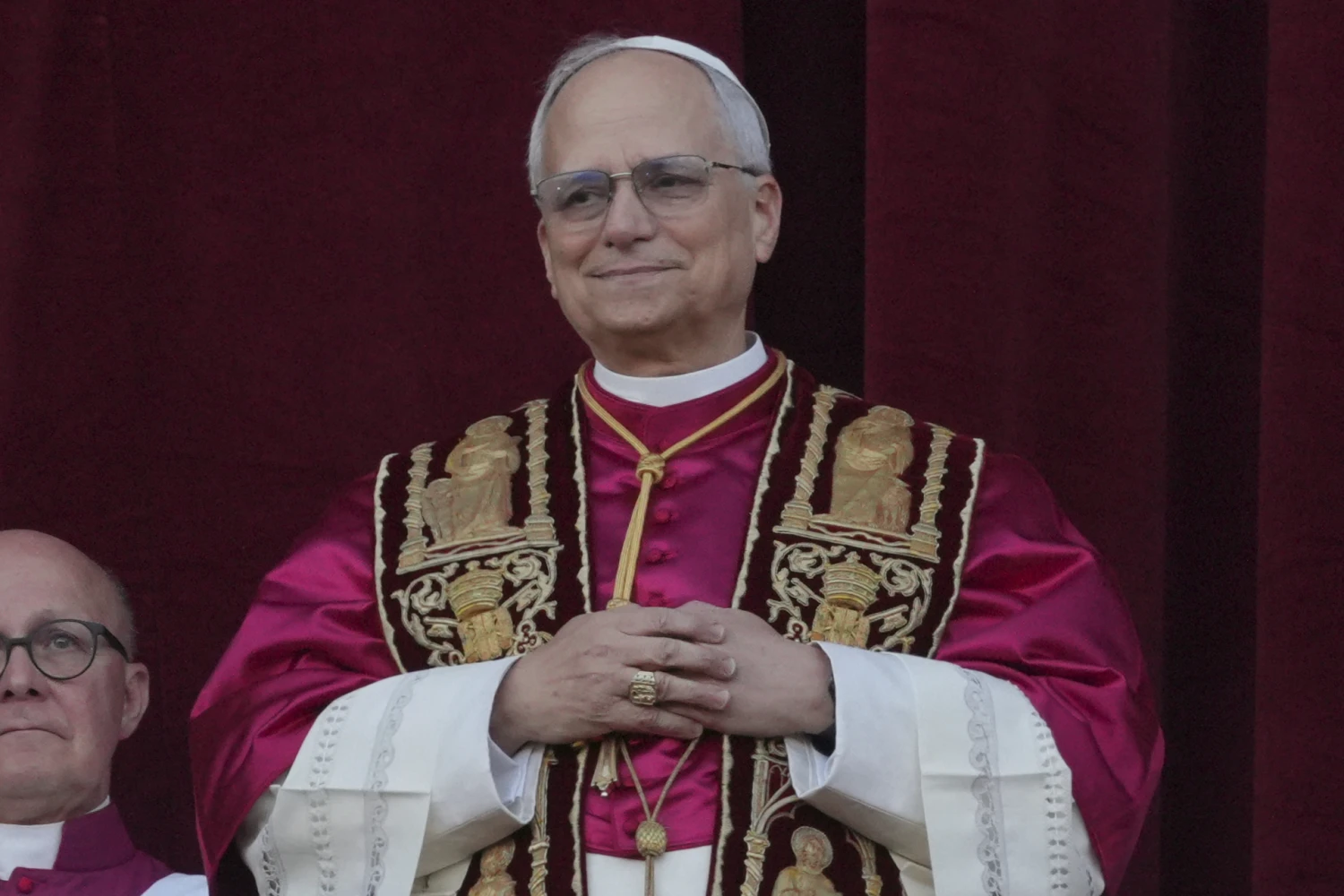 Vatikán šokoval svet. Nový pápež Lev XIV. je Američan z Peru, kardináli zvolili misionára