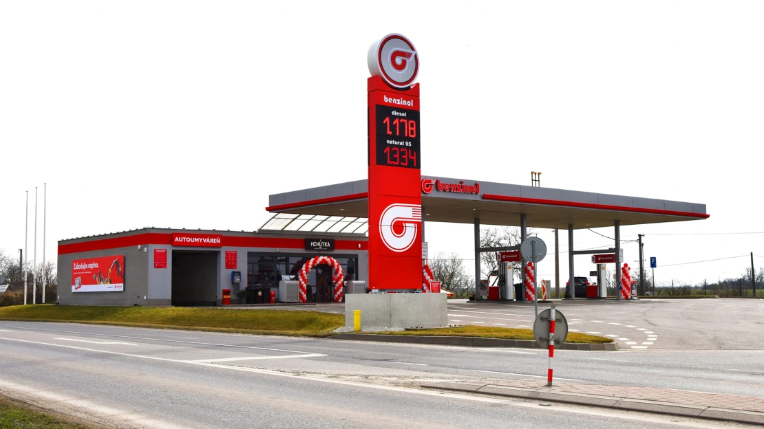 Firma čelí konkurzu, na daniach dlhuje milión eur. Jej konateľ však učí študentov, ako podnikať