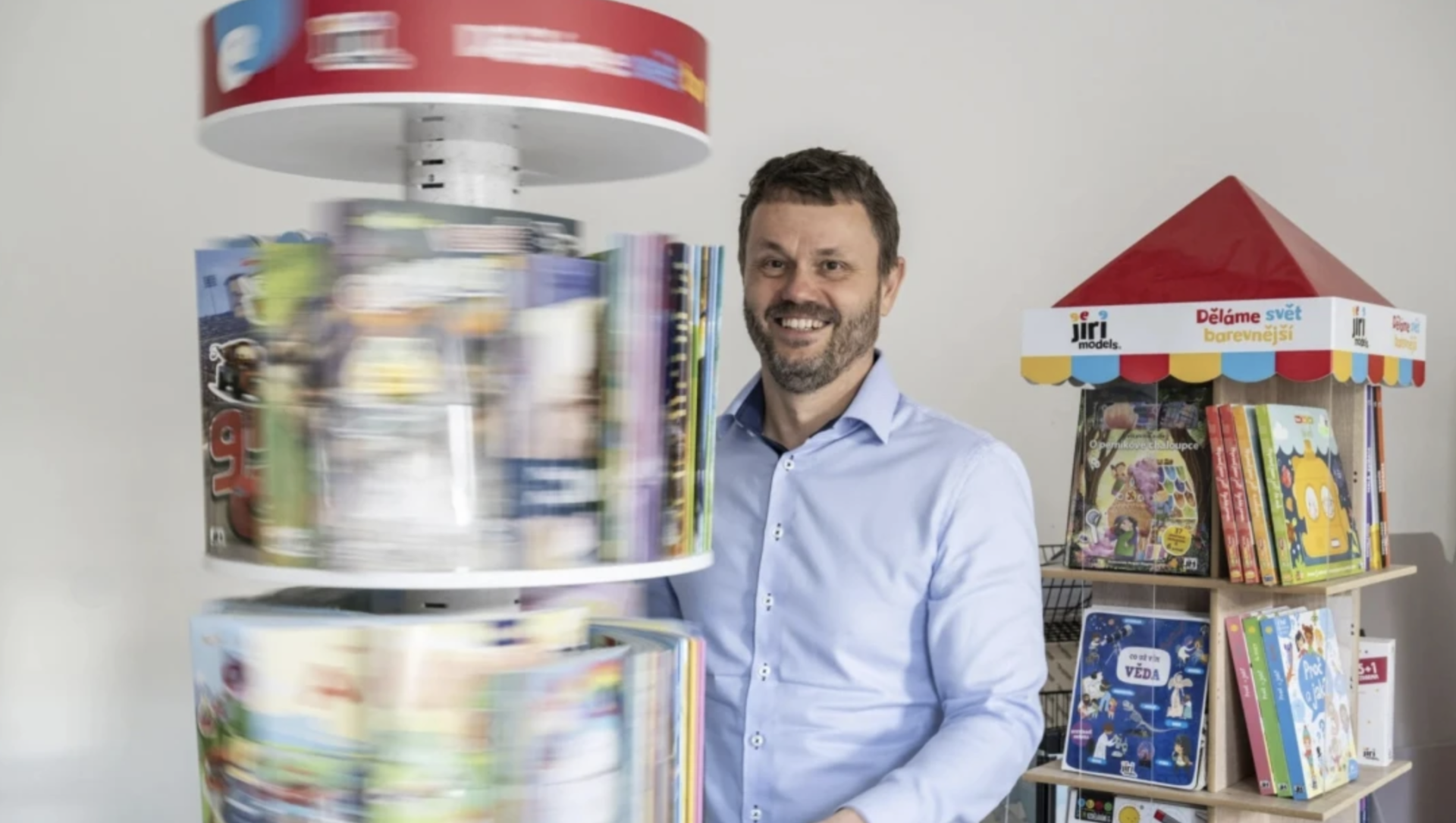 Zo škôlky až k megahitom od Disney. Rodinný biznis s maľovankami prináša milióny