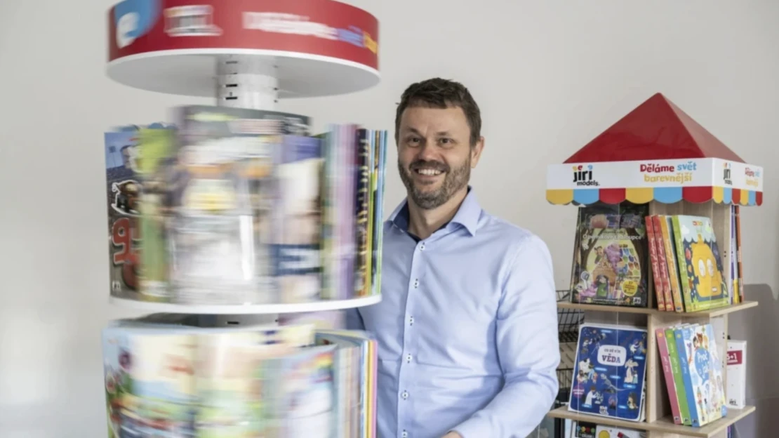 Zo škôlky až k megahitom od Disney. Rodinný biznis s maľovankami prináša milióny