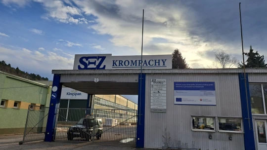 Krachujúci výrobca v Krompachoch hľadá investora. Verí, že veritelia podnik nerozpredajú