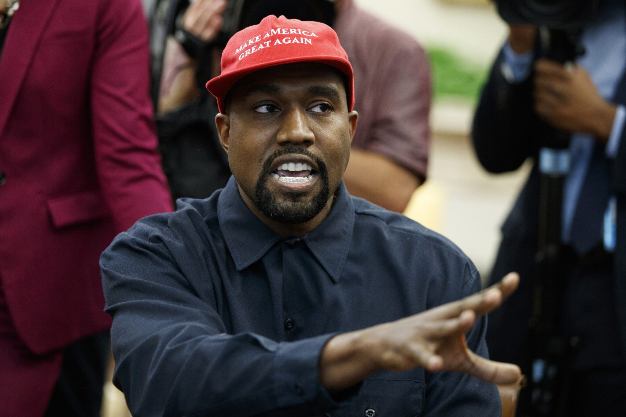 Príde Kanye West. Je to hanba, ale lístky si nekupujú len fašisti a extrémisti