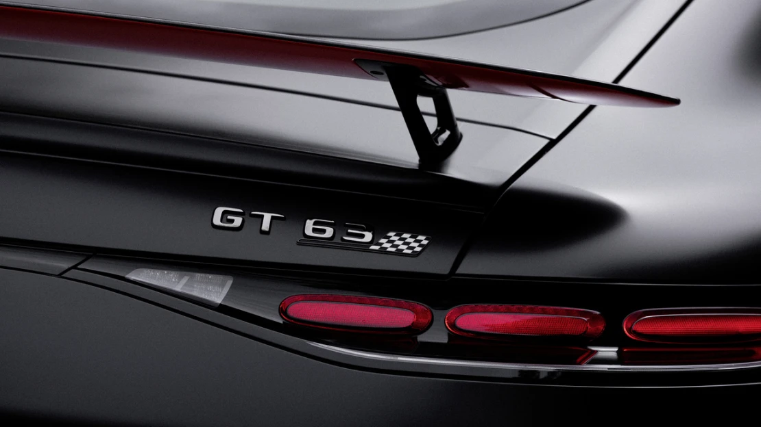 Trápenie luxusu. Zisk automobilky Mercedes-Benz sa prepadol takmer o tretinu, aj pre Trumpa