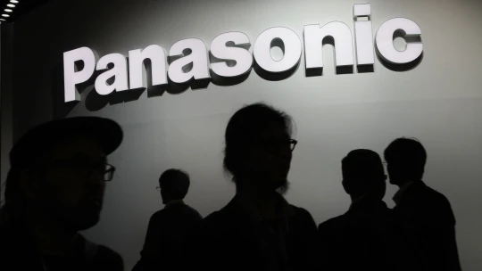 Zo závodu v Trstenej až do nových BMW v Nemecku. Panasonic rekordne zarobil    