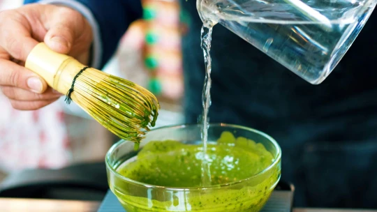 Šialenstvo okolo čaju matcha vyvoláva skepsu medzi japonskými majstrami