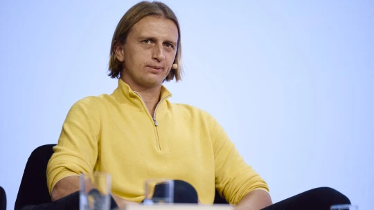 CEO Revolutu Storonskij nerieši work-life balance. Systémovo odmeňuje tých, čo idú naplno
