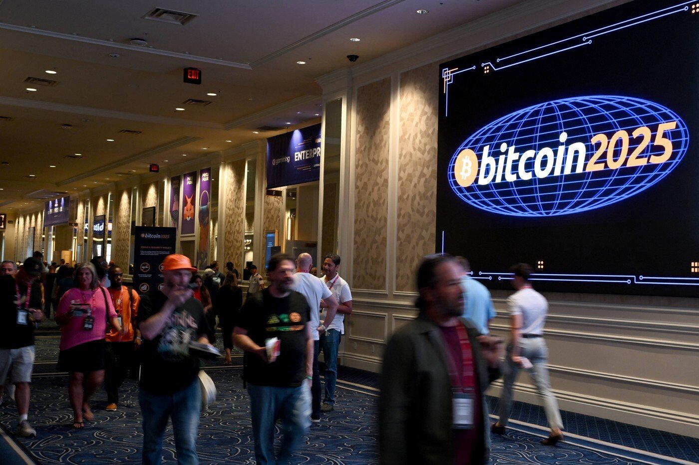 Premenil 7 800 dolárov na miliardu. Tajomný bitcoinový vlastník šokoval trh