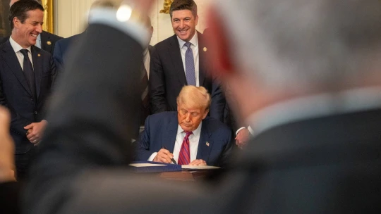 Zákon GENIUS je na svete. Trump chce posilniť dolár cez reguláciu kryptomien