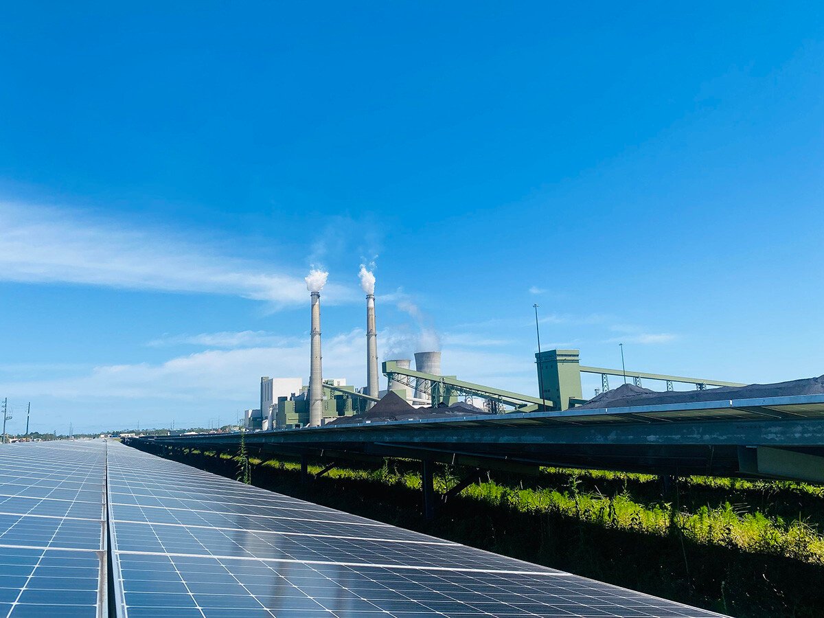 Sedem percent elektrickej energie sveta je zo slnka. Ktorá krajina je líder?