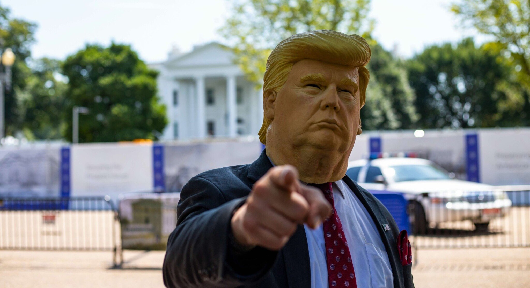 USA – EÚ 15:0. Trump si vypýtal aj trištvrte bilióna za energie a zbrane