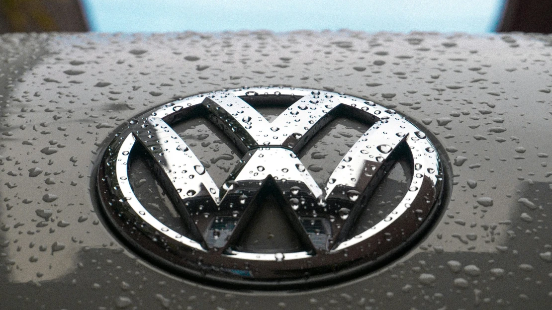 Šéf koncernu Volkswagen chce zrušiť až 100 tisíc pracovných miest, tvrdí nemecký magazín