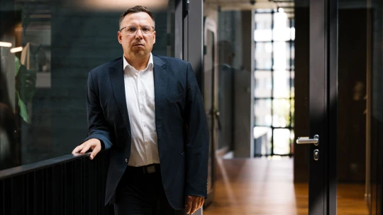 Odišiel z Penty, teraz k nej chce presťahovať firmu. Rokovania s Oravkinovým Altom pokročili