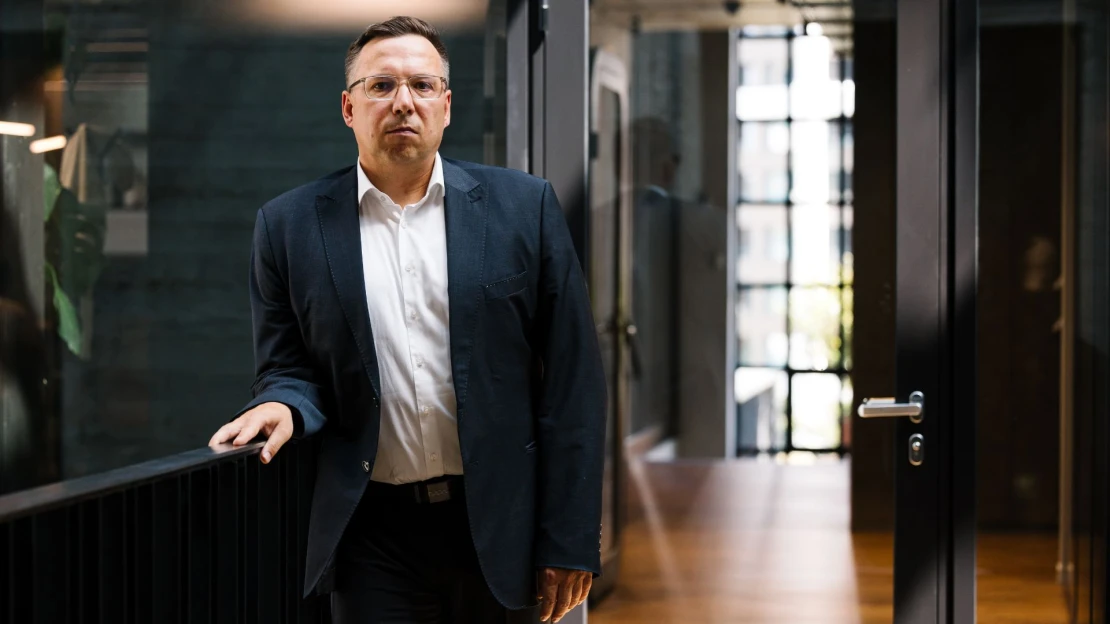 Odišiel z Penty, teraz k nej chce presťahovať firmu. Rokovania s Oravkinovým Altom pokročili