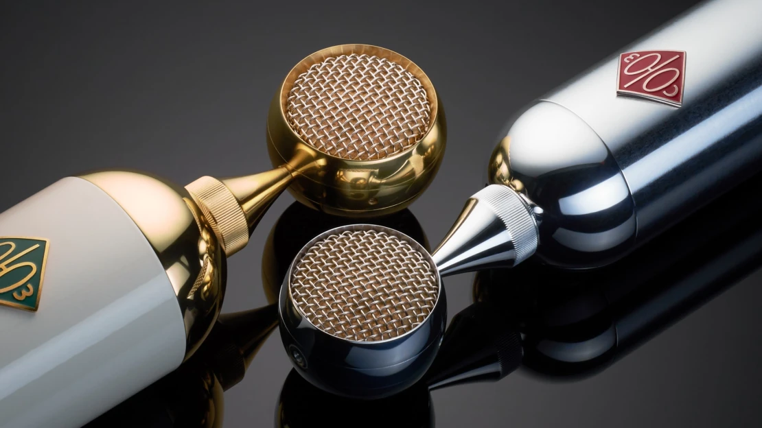 Američan dodáva do sveta mikrofóny ručne vyrábané v Rusku. Niektoré modely stoja tisíce eur