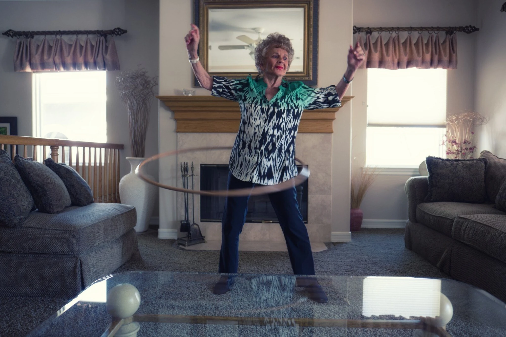 Joan Anderson s hula hoopom