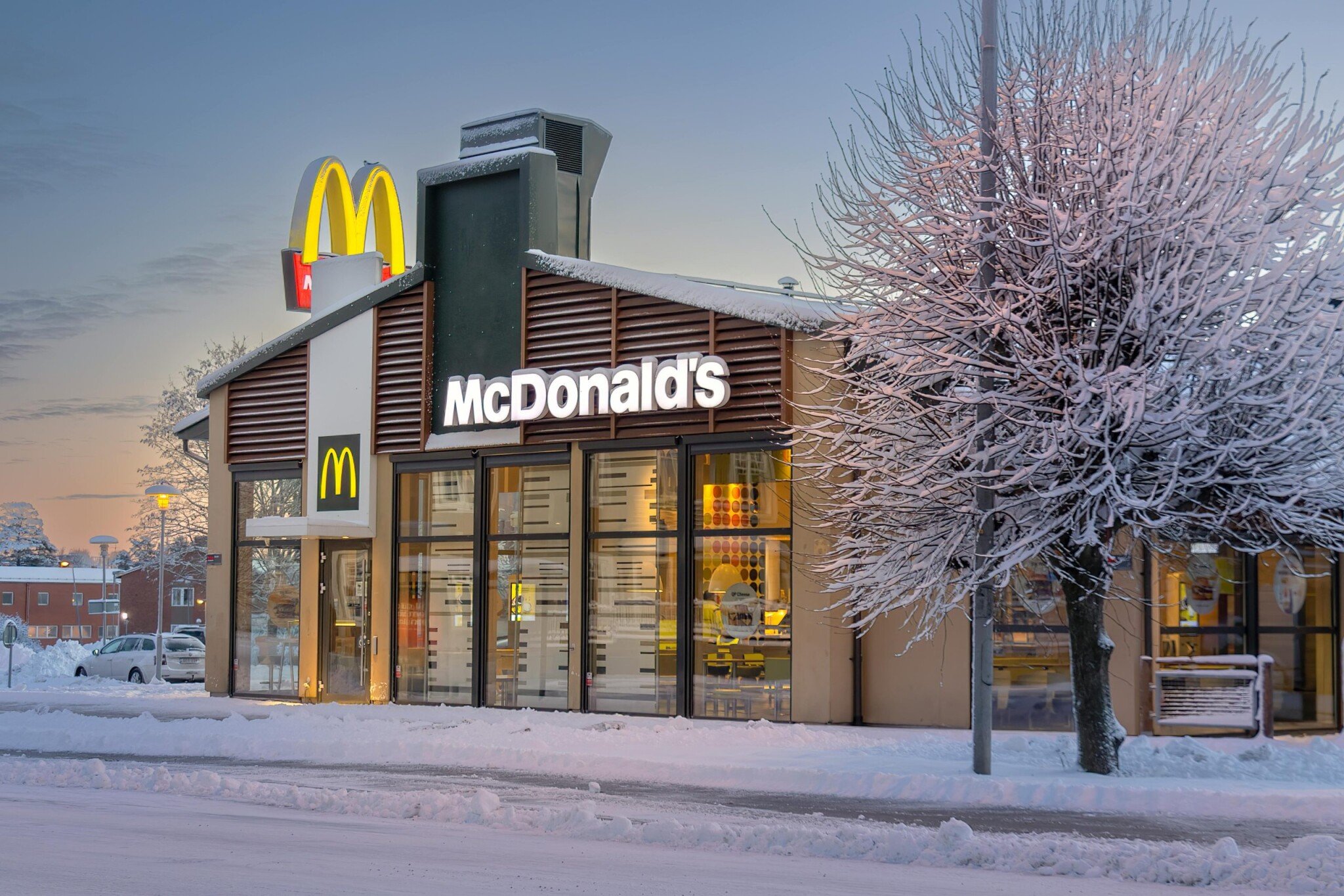 Stačilo vrátiť klientom ich obľúbené jedlo. McDonald’s vypočul zákazníkov a jeho akcie vyleteli