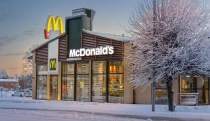 Stačilo vrátiť klientom ich obľúbené jedlo. McDonald’s vypočul zákazníkov a jeho akcie vyleteli