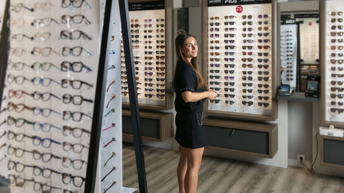 Karate, škola, brigády: do rodinnej optiky sa budúca šéfka dostala len veľkou okľukou