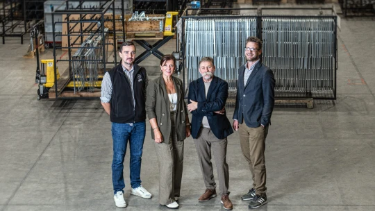 Začínali so štyrmi strojmi zo šrotu. Dnes ich rodinná firma dodáva pre Bosch aj Volkswagen