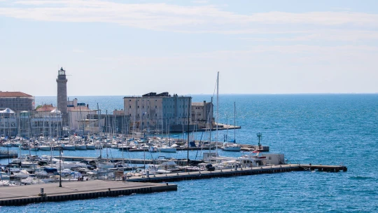 V tomto meste si hlavne neobjednajte espresso ani cappuccino. Urazíte čašníka aj spolusediacich