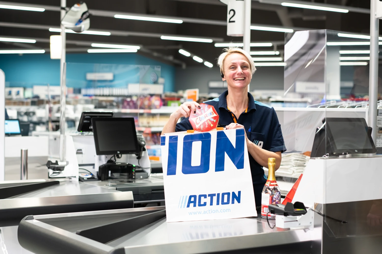 Drvivú väčšinu produktov predávajú pod dve eurá. Ultralacný reťazec Action u nás vyrástol s obratom už na 75 miliónov