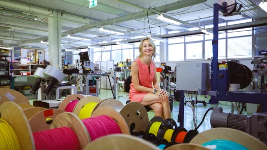 Keď je zle, priprav sa, že bude dobre, vravel jej otec. Do roku 2030 plánuje tržby 30 miliónov