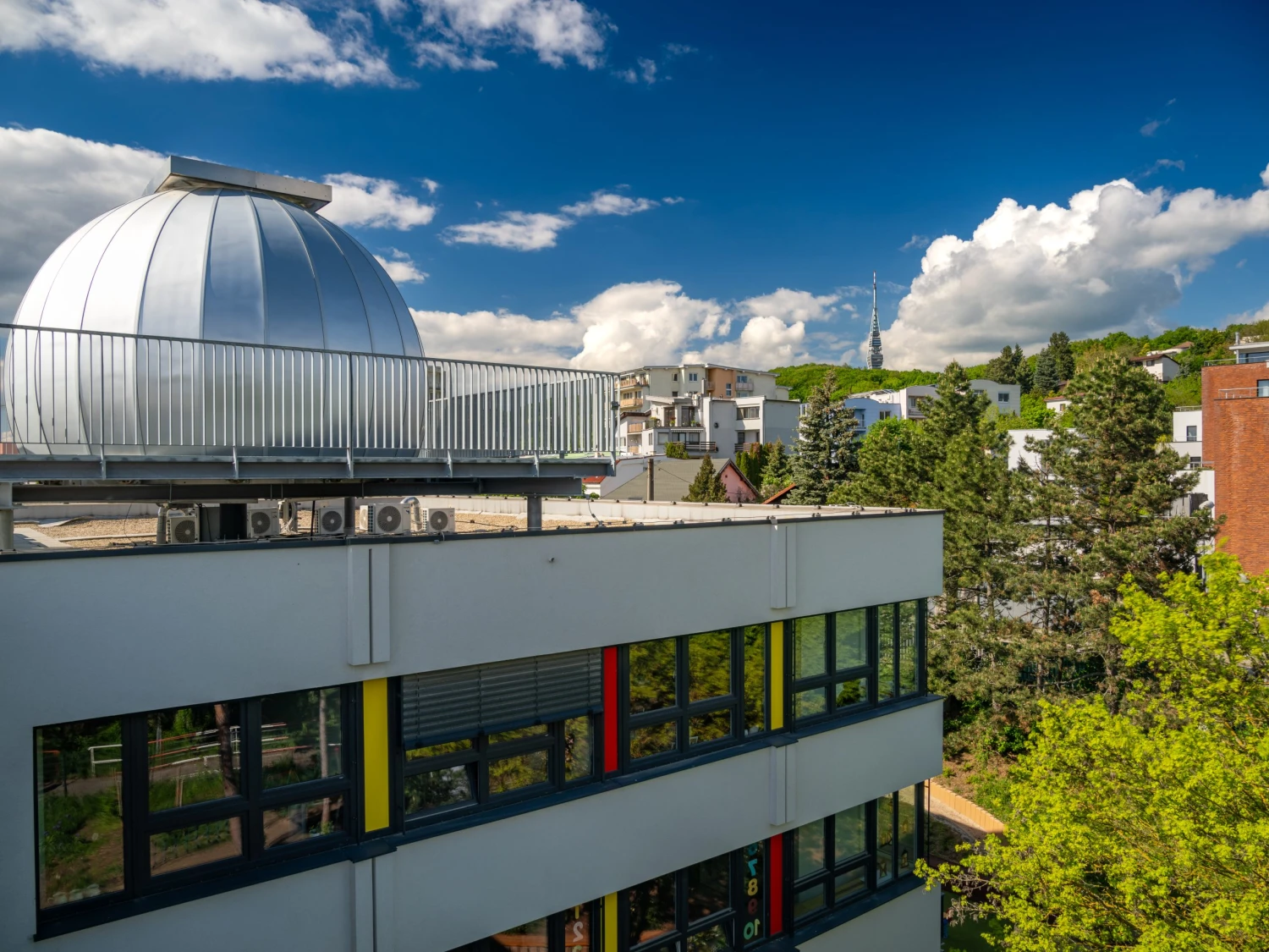 Budova Deutsche Schule Bratislava na bratislavských Kramároch