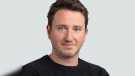 Uznávaný ekonóm presadzuje „smrteľnú“ daň pre ultrabohatých, platili by ju aj viacerí Slováci