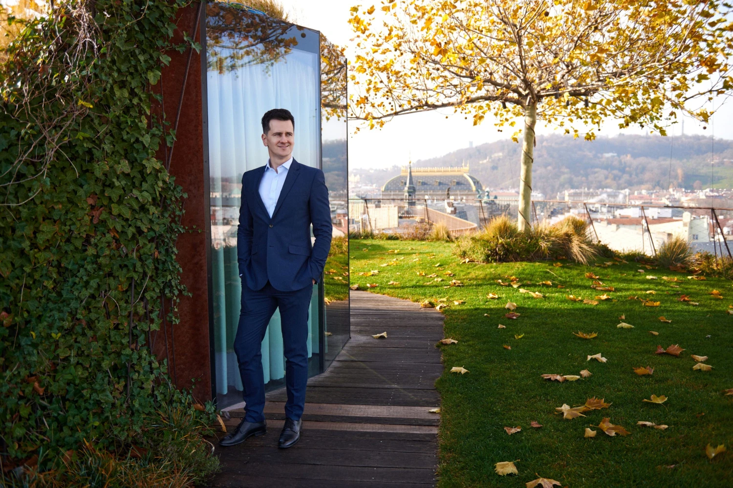 Tempo na Wall Street je šialené, mnohí vyhoreli. V piatok večer nám zakázali pracovať, tvrdí investor