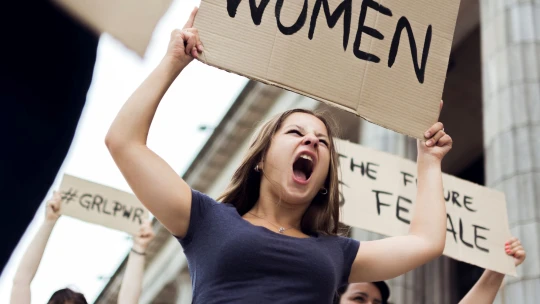 Ženy prevalcujú mužov. Vo finančnom svete budú čoskoro dominovať