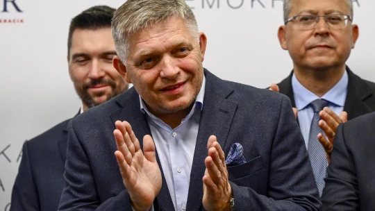 Parlament v prvom čítaní schválil konsolidačný balíček, opozícia hlasovanie bojkotovala