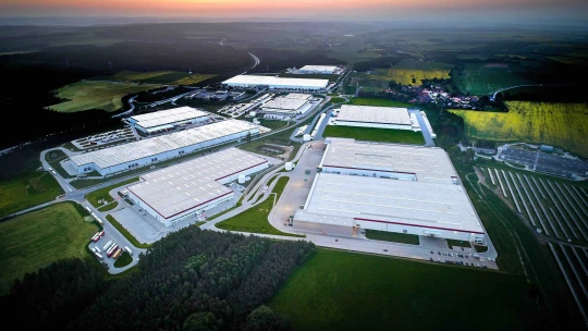 Accolade Industrial Fund spravil z priemyselných nehnuteľností hit. V správe má desiatky parkov