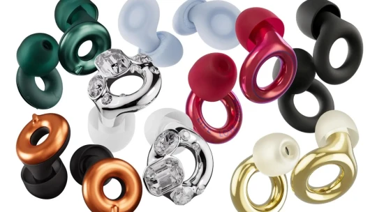 Hlasné koncerty im poškodili sluch. Vymysleli štuple, teraz s nimi spolupracujú aj festivaly