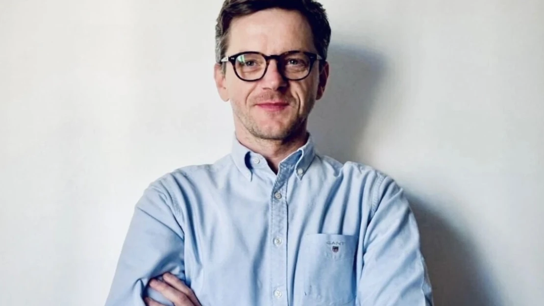 TikTok je pre politikov nenahraditeľný. Ľudia očakávajú ich prítomnosť, tvrdí európsky manažér siete