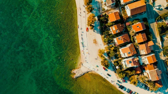 Investičné nehnuteľnosti: Zadarská župa je útočisko našej politickej elity