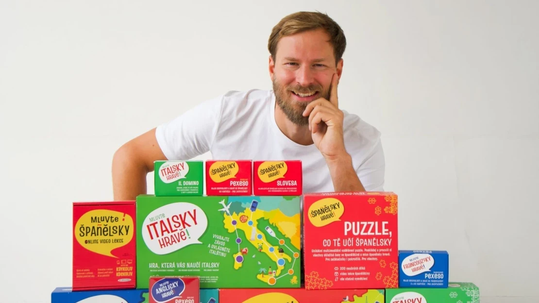 Z garáže do kníhkupectva. Český podnikateľ postavil biznis na hravom učení jazykov