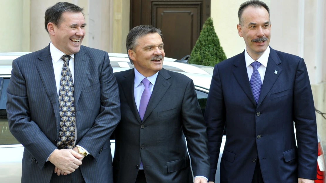 Kostlivec v skrini. Široký sa v tichosti vyrovnáva s Harvardmi, sporné fondy chcú písať novú kapitolu