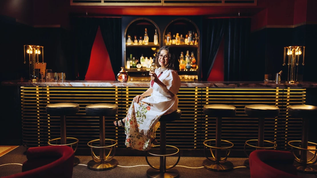 S dieťaťom utekala pred občianskou vojnou. Dnes je najvplyvnejšou ženou rumového biznisu