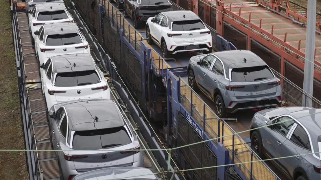 Automobilka Stellantis investuje 13 miliárd, spustí 5 modelov, zamestná 5000 ľudí, nie však v Európe