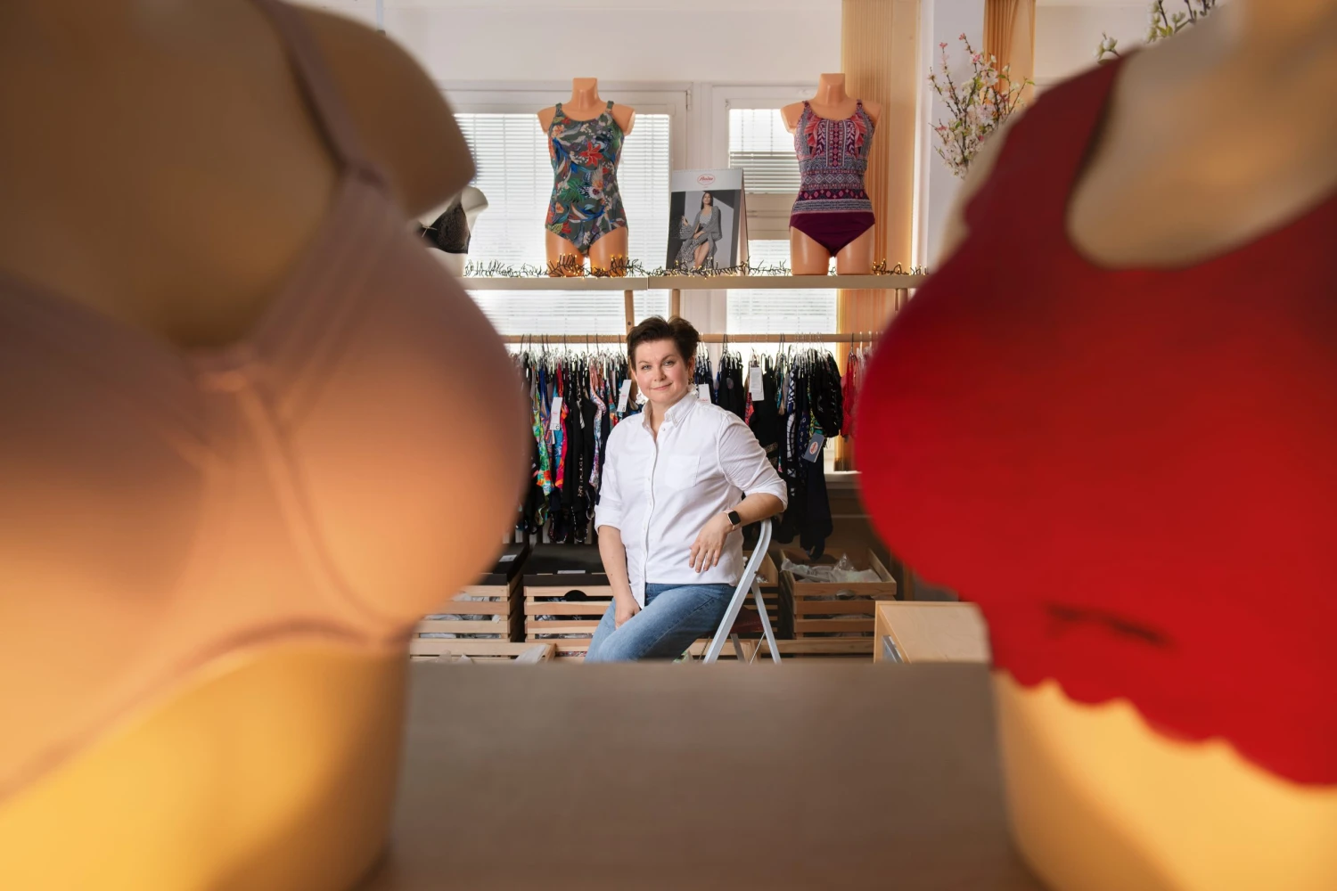 Vyštudovaná ekonómka pomáha ženám s karcinómom prsníkov. Vytvorila projekt Zdravotná podprsenka