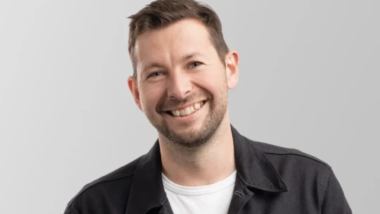 Muž, ktorý našiel medzeru v Canve. Namiesto problémov prišla ponuka z Austrálie