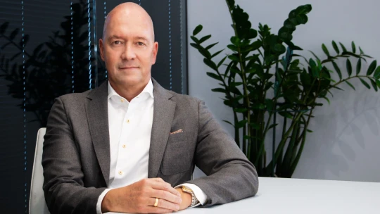 Automotive na Slovensku čaká najväčšia zmena za dekádu: rozhodne elektromobilita, vraví expert PwC