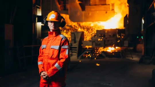 Bráňme si svoj šrot, vyzýva šéf zelenej oceliarne. Inak nám ho skúpia a dovezú z Ázie ako oceľ