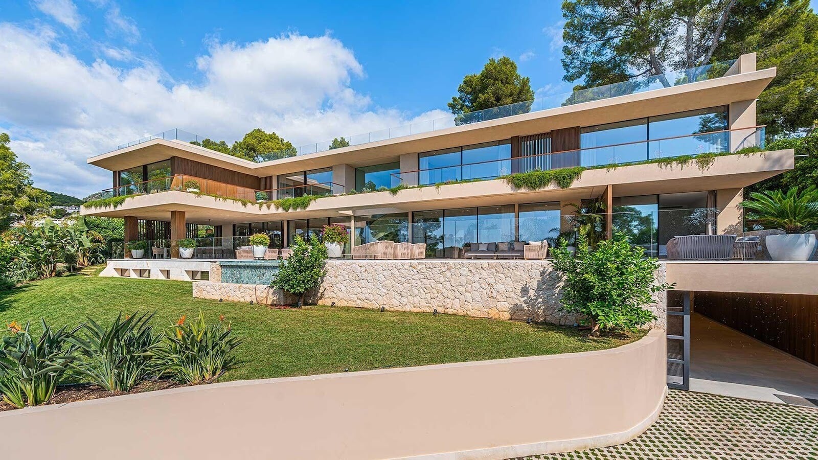 Vila v Portals Nous, Malorka – v cene 16 950 000. 