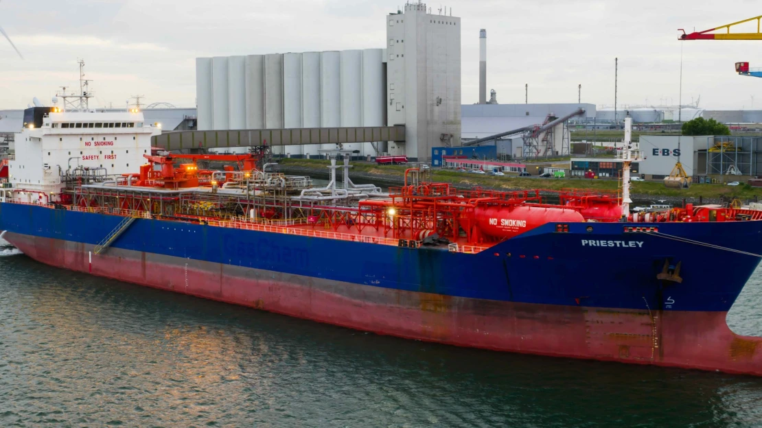 Američania obsadzujú európsky trh s plynom. V LNG dominujú už teraz, zaujíma ich aj Ukrajina