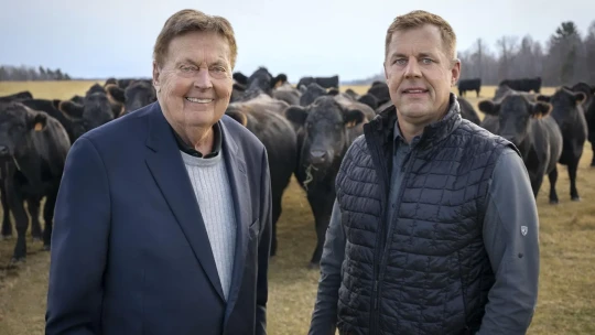 Využil recept od pradeda. Dnes má miliardové tržby a ročne vyrobí vyše 800 miliónov balení mäsa