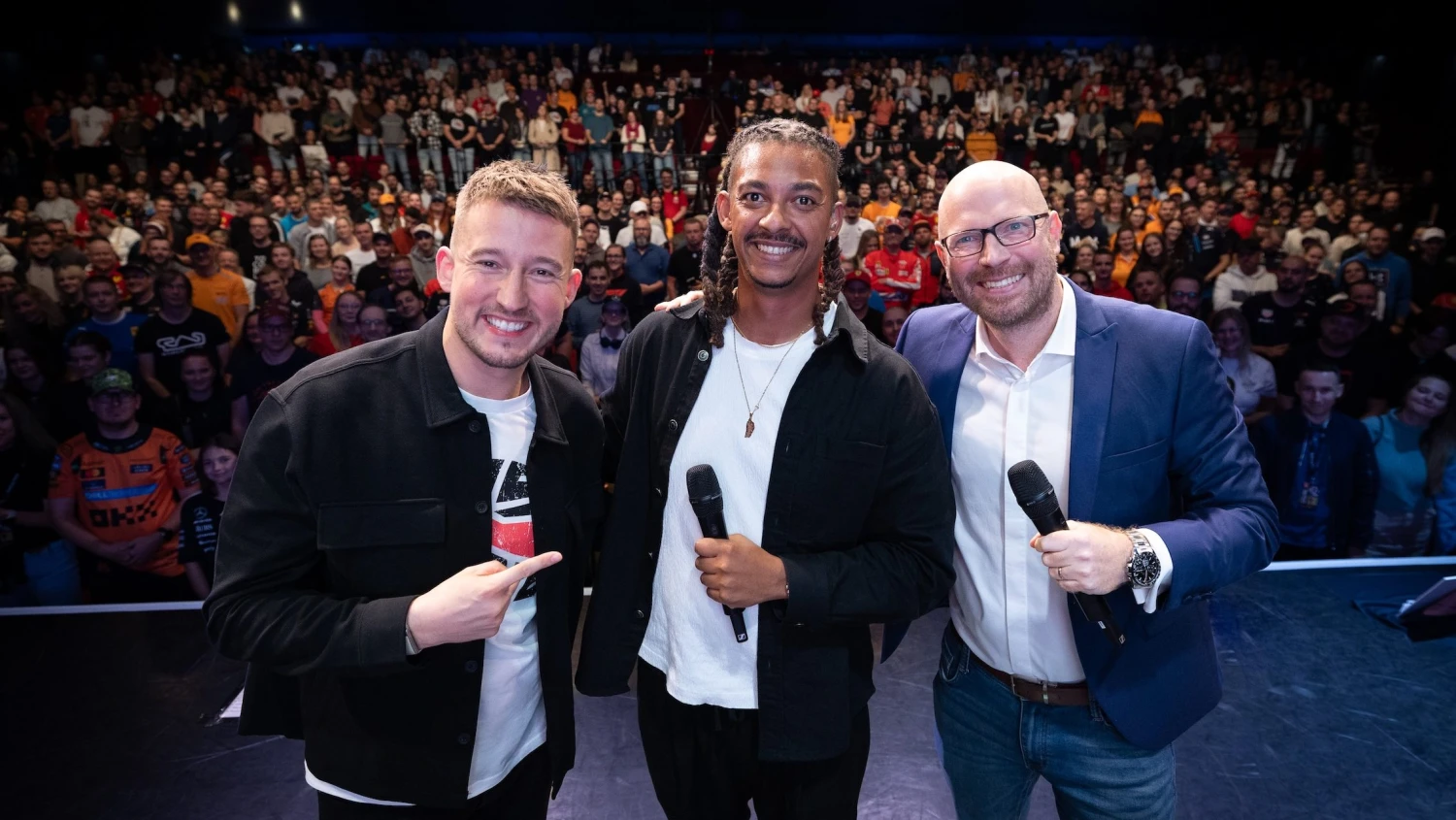 Na snímke Josef Král, Calum Nicholas a Števo Eisele.