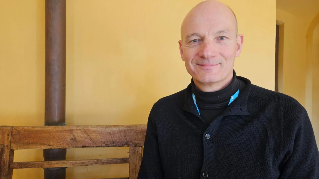 Startupy môžu rozložiť váš biznis. Radšej ich technológie rýchlo prevezmite, radí inovátor Gregor Gimmy