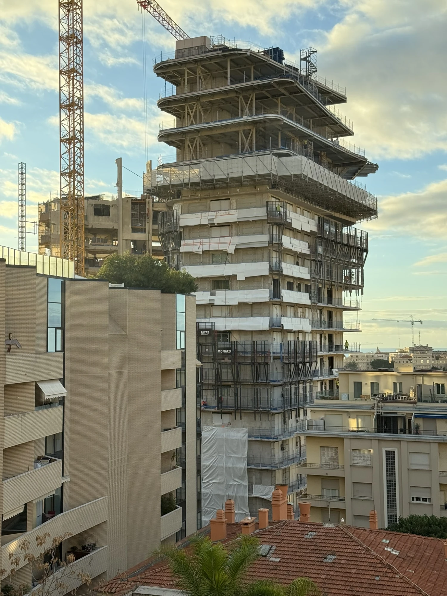 na snímke rozostavaná budova