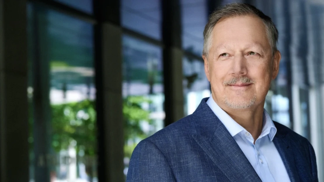 Rozdal 200 miliónov, investuje na Ukrajine a Balkáne. Podnikateľ, ktorý priznáva veľa chýb